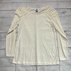 Old Navy Cream Lace Long Sleeve Shirt size Medium